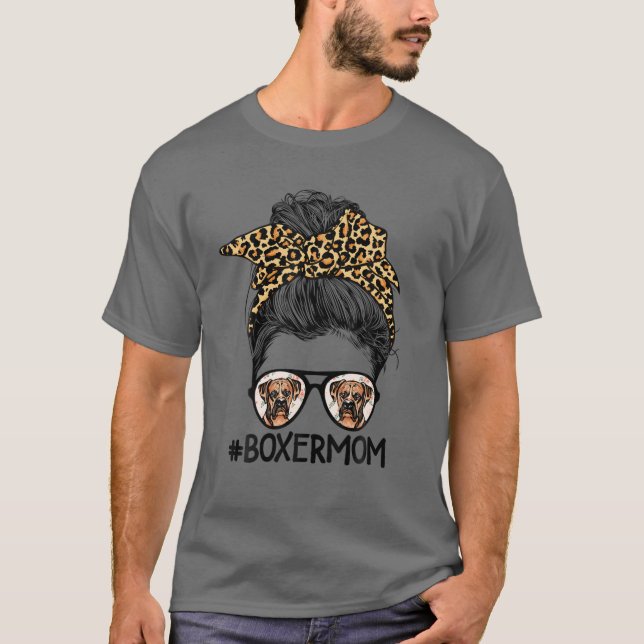 Funny Boxer Mamma Leopard Messy Bun Boxer Älskare  T Shirt (Framsida)
