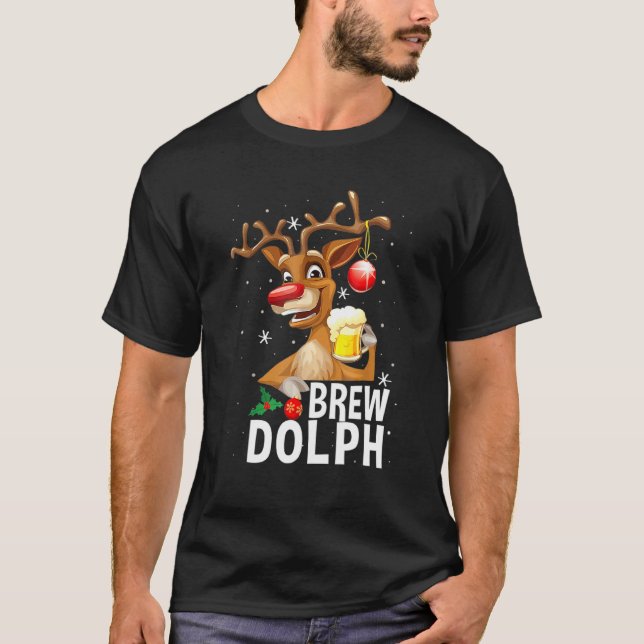 Funny Brew Dolph Reindeer Drinking Beer Matching C T Shirt (Framsida)