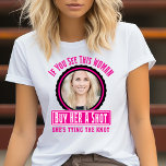 Funny Bride Bachelorette Party T Shirt<br><div class="desc">Fira bruden som ska bli med vår stackars Bride Bachelorette Party Shirt! Den här skjortan med snyggtar och leksaker har en roligt som är komplett med bridfotot, skapar den perfekten för Team Brides brudar, maid of honor och alla hennes närmaste vänner. Den här moderna utformningen är designad för att ange...</div>