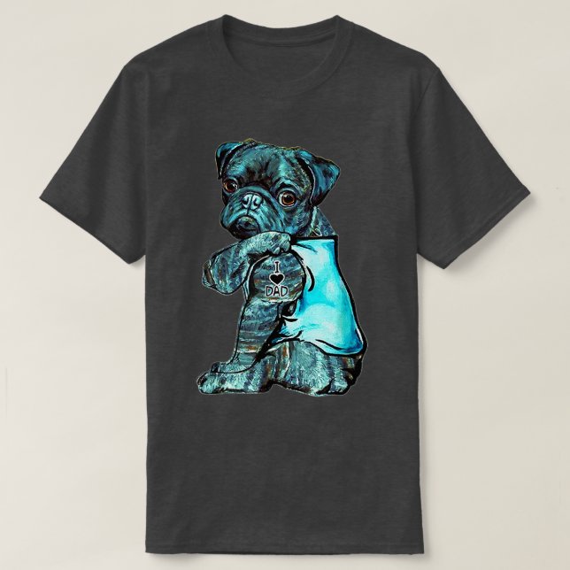 Funny Brindle Pug Hund I Kärlek Pappa Tattoo Brind T Shirt (Design framsida)