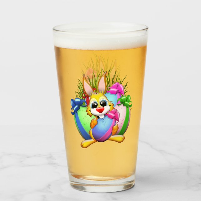 Funny Bunny biting an Easter Egg Glaskopp (Framsida fylld)