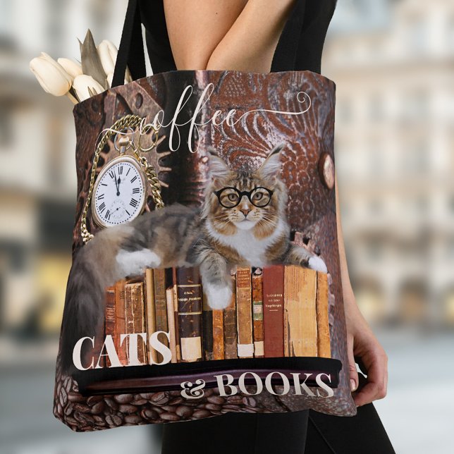 Funny Cat Coffee och Bokar Tote Bag Tygkasse (Tote bag featuring a funny cat with glasses on a steampunk background with books and coffee)