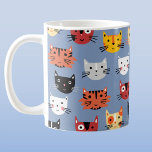 Funny Cat Kaffemugg<br><div class="desc">Många roligtar små katter på en halvblå bakgrund. Perfekt för djur och djurälskare och galna eller förnuftiga kattmänniskor.</div>