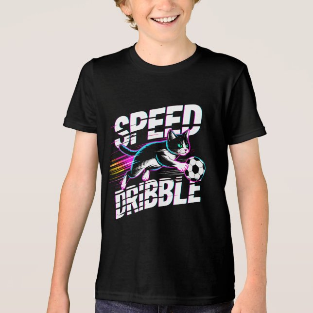 Funny Cat Playing Soccer - Gift for Kids & Teens T Shirt (Framsida)