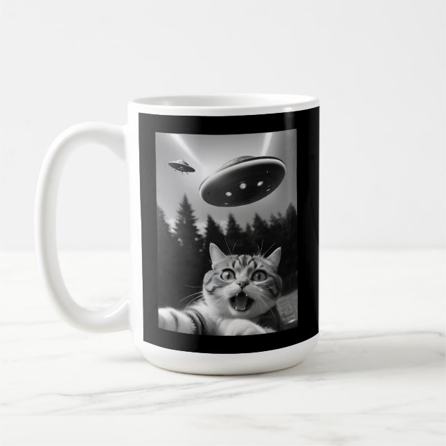 Funny Cat Selfie med UFO Alien Kaffemugg (Vänster)