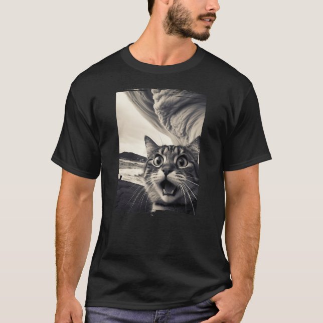 Funny Cat Selfie Tsunami Wave Cats Meme Selfies T Shirt (Framsida)