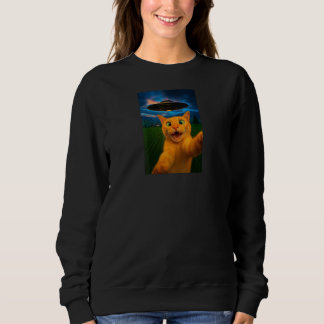 Funny Cat Selfie UFO Graphic Shirt Manar Women Ton T