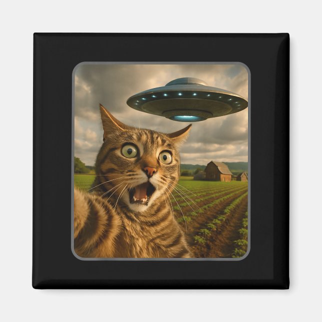 Funny Cat Selfie With Ufo Alien Meme  Magnet (Framsidan)