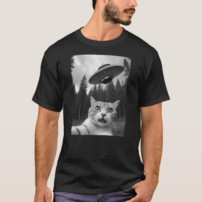 Funny Cat Selfie with UFO Alien T Shirt (Framsida)