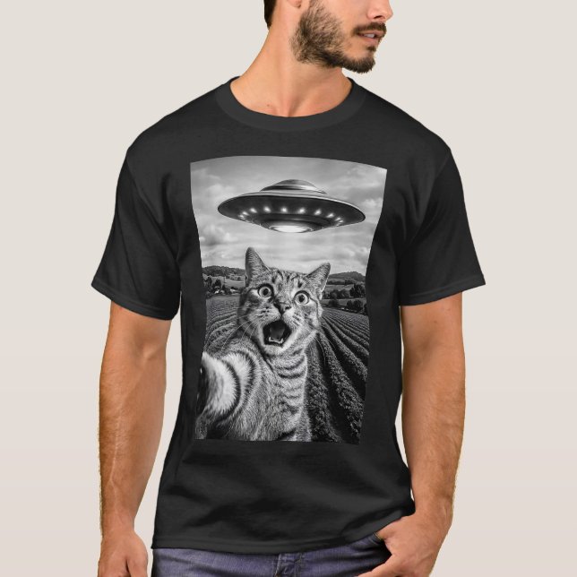 Funny Cat Ufo Alien Bengal Cat Selfie Gift Men Wom T Shirt (Framsida)