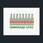 FUNNY CHANUKAH HANUKKAH LITES GIFTS HELG VYKORT<br><div class="desc">GE DESSA HANUKKAH FÖRTECKNAR HJÄLP TILL DIN FAVORITDRYCKER SOM UPPSKATTAR JEWISH HUMOR.</div>
