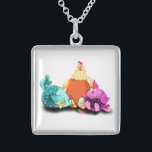 Funny Chicken Necklace Gift Sterling Silver Halsband<br><div class="desc">Lönsamma halsband med kycklingar som väntar på att äggen ska få Tecknaden Skrap Roligt Hens Teckning - eller Välj / lägg till din unika text / teckensnitt / Färg - Gör din Speciella gåva - Ändra storlek och flytta eller ta bort och lägg till inslag / bild med anpassning verktyg!...</div>