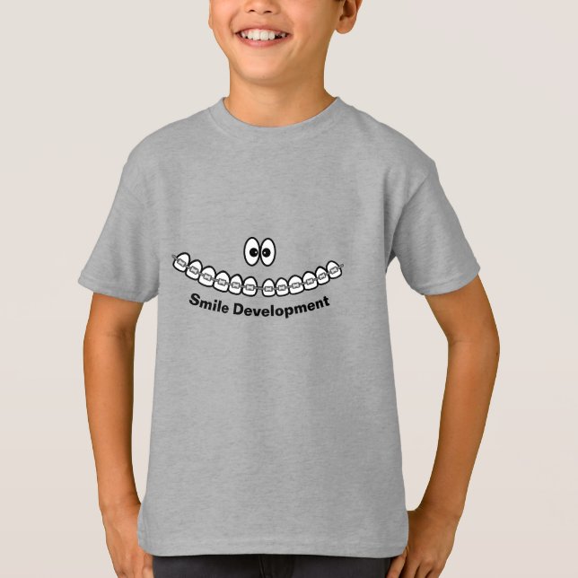 Funny Children's Braces T-Shirt (Framsida)