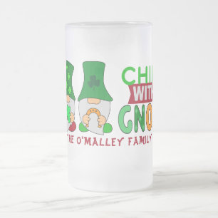 Funny Chillin med min Gnomies St patricks day Frostat Ölglas