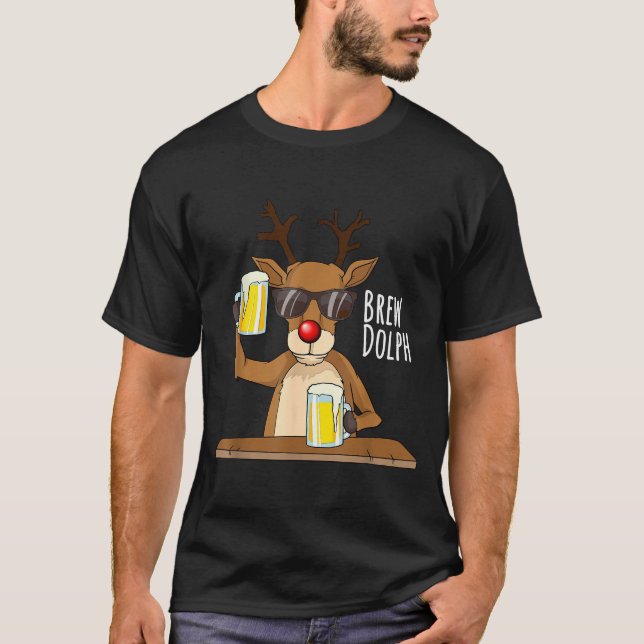 Funny Christmas Alcohol Shirt. Brew Dolph Beer Dri T Shirt (Framsida)