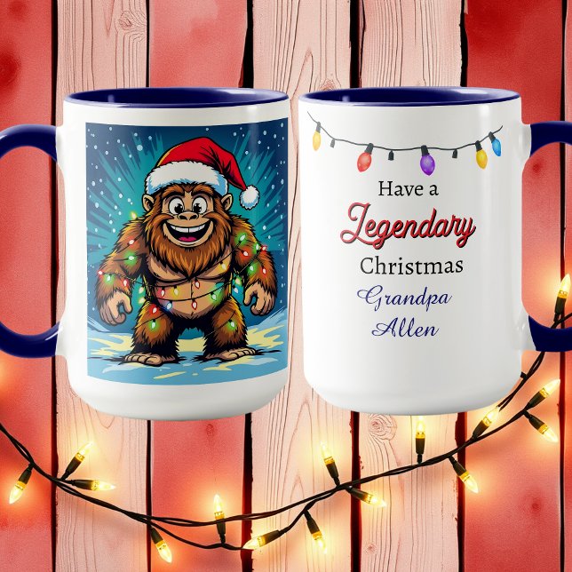 Funny Christmas Bigfoot Personalized Mugg (Skapare uppladdad)