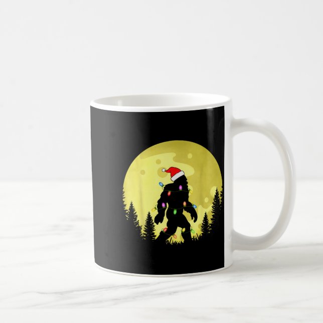 Funny Christmas Bigfoot Santa Hat Moon Sasquatch M Kaffemugg (Höger)