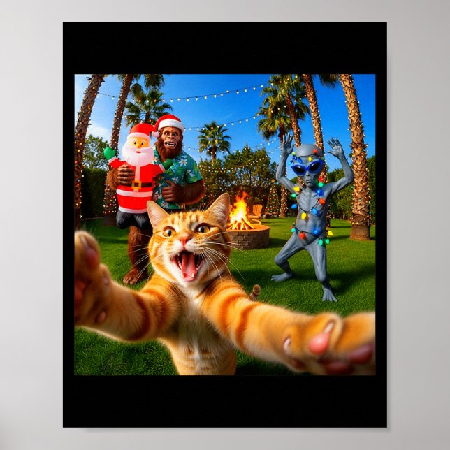 Funny Christmas Cat Selfie With Bigfoot &amp; Alie Poster (Framsidan)