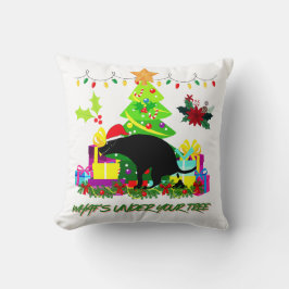 Funny Christmas Dog Pooping Under the Tree Kudde