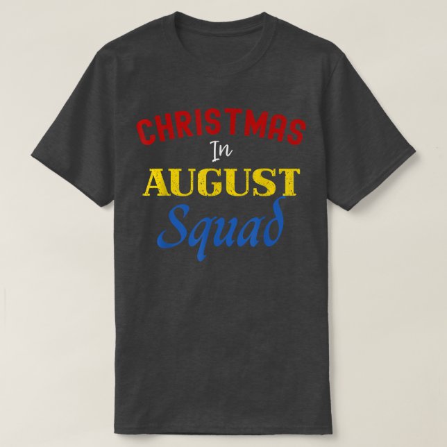 Funny Christmas in August Squad Summer Group Santa T Shirt (Design framsida)
