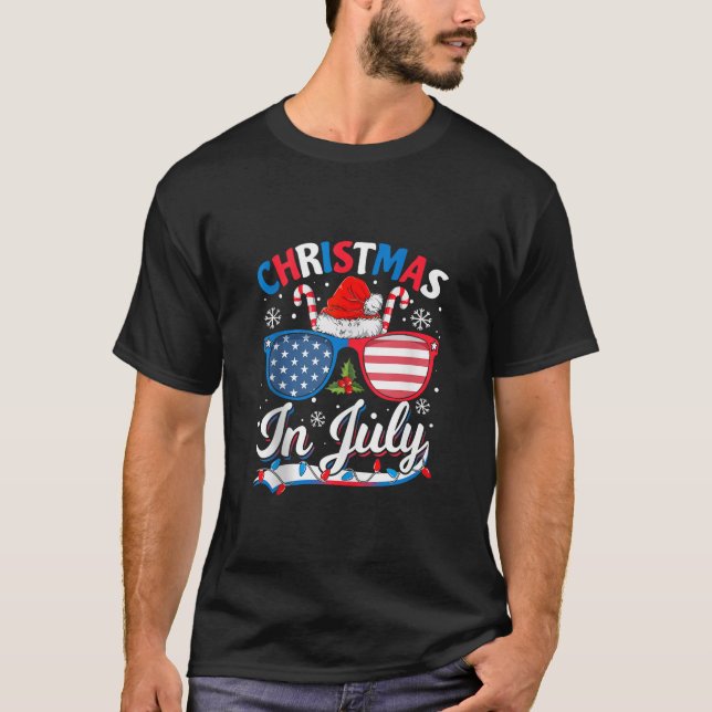 Funny Christmas In July Summer Beach Hawaii Santa  T Shirt (Framsida)