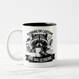 Funny Coffee Raccoon – Caffeine & Bad Choices Art Två-Tonad Mugg
