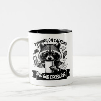 Funny Coffee Raccoon – Caffeine & Bad Choices Art Två-Tonad Mugg