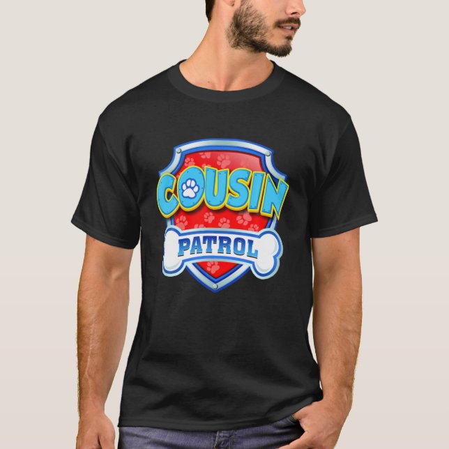 Funny Cousin Patrol - Hund, Mamma, Pappa, För mana T Shirt (Framsida)
