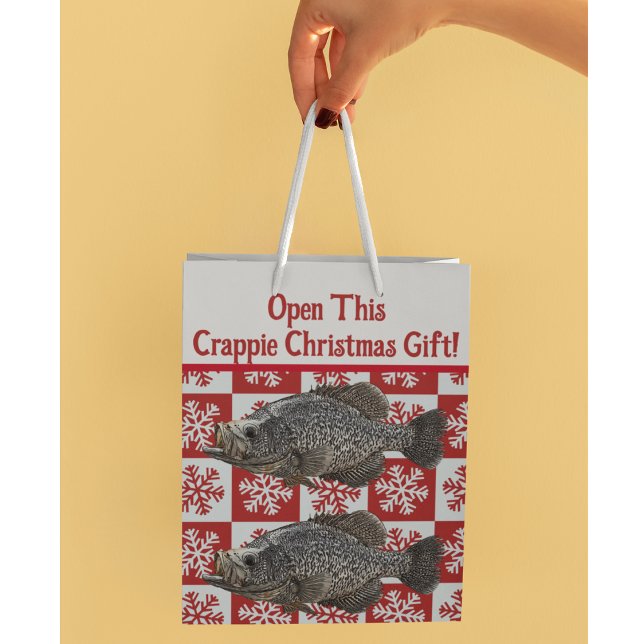 Funny Crappie Fishing Pun God jul (A funny fishing themed gift bag for the avid angler.)