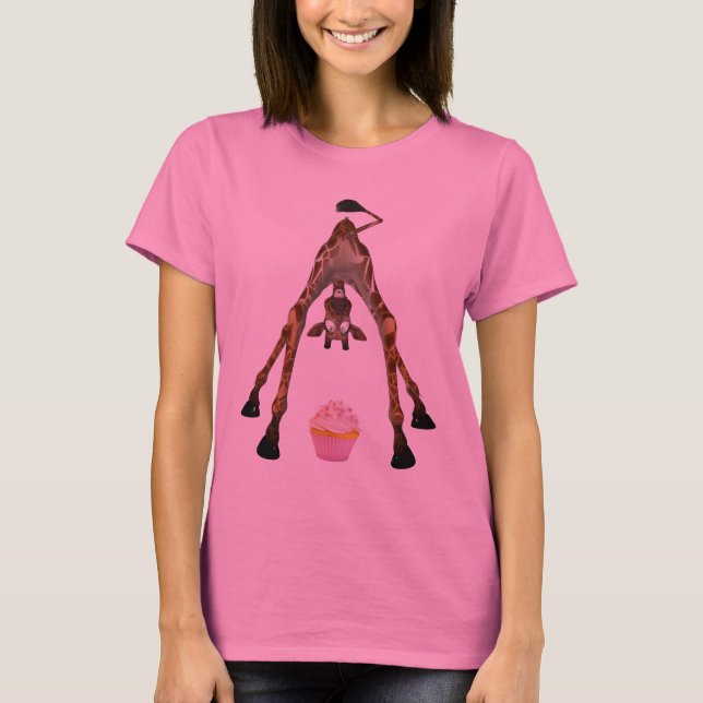 Funny Cute Giraffe och Cupcoa T Shirt (Framsida)