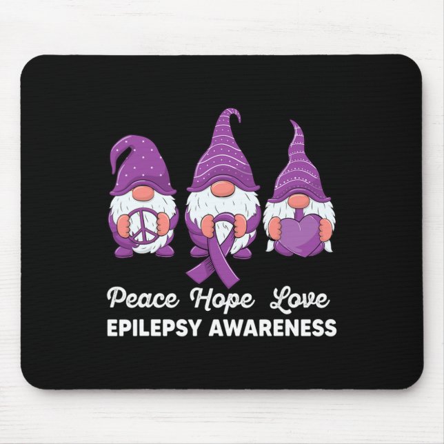 Funny Cute Gnomes Peace Hope Kärlek Epilepsy Aware Musmatta (Framsidan)