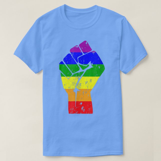 Funny Cute LGBT Prime Resistent Fist Rainbow Flagg T Shirt (Design framsida)