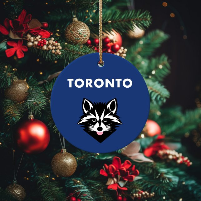 Funny Cute Mocking Toronto Raccoon Mörk Färg Julgransprydnad Keramik (Skapare uppladdad)