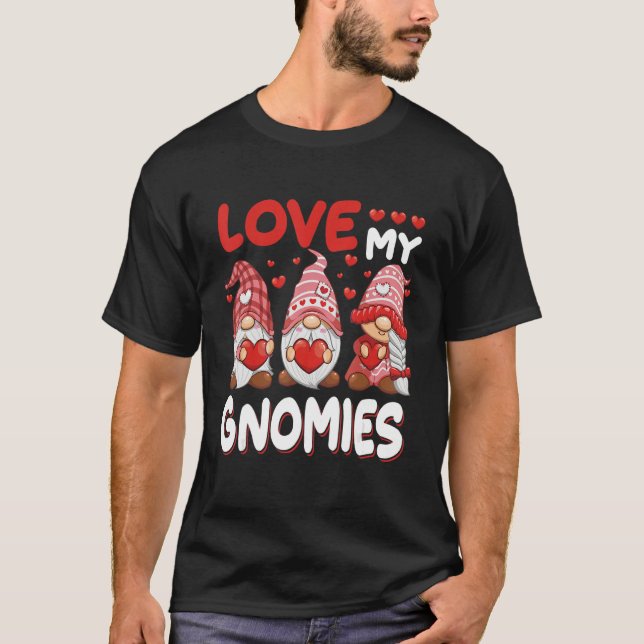 Funny Cute Three Gnomies Pink Hearts Matching Vale T Shirt (Framsida)
