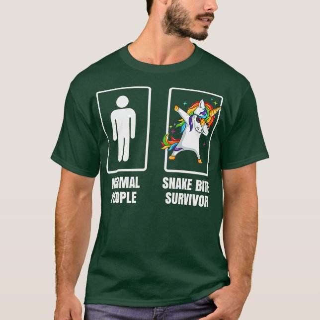 Funny Dabbing Unicorn Snake Bita Survivor Humor T Shirt (Framsida)
