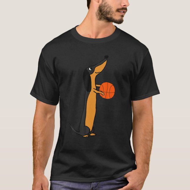 Funny Dachshund som spelar basketboll T shirt (Framsida)