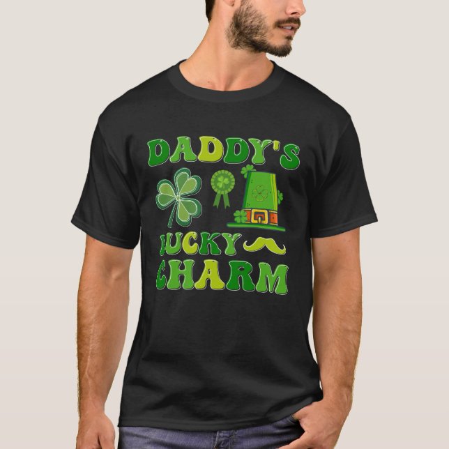 Funny Daddy's Lucky Charm St Patrick's Day Irish T Shirt (Framsida)