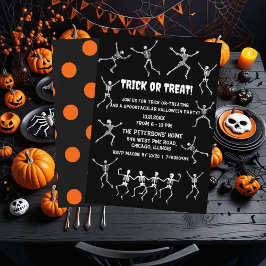 Funny Dancing Skeletons Halloween Bus eller godis Inbjudningar