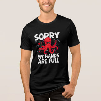 Funny Design–Cool Octopus Holding Phones T Shirt