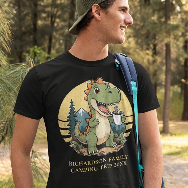 Funny Dinosaur Camper Anpassningsbar Family Namn C T Shirt (Skapare uppladdad)