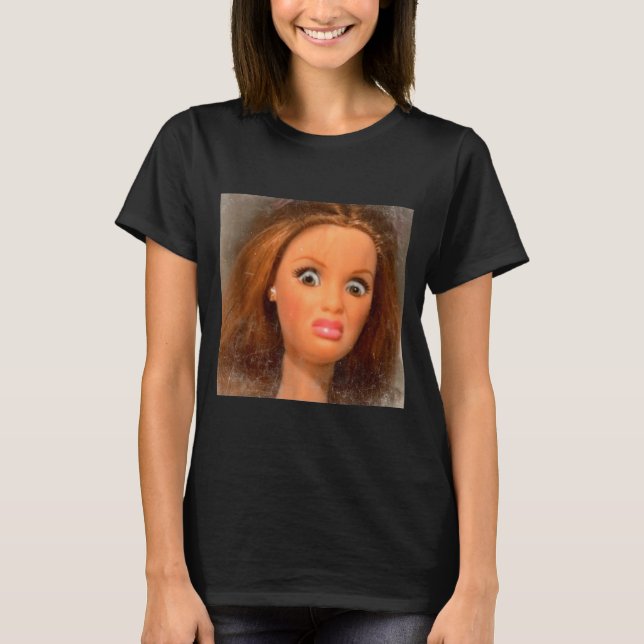 Funny Disgusting Doll Face Meme  T Shirt (Framsida)