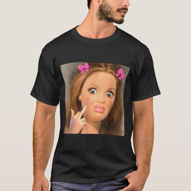 Funny Disgusting Doll Face Meme  T Shirt (Framsida)