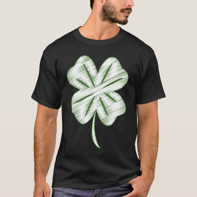 Funny Distressed Four Leaf Clover St Patrick's Day T Shirt (Framsida)