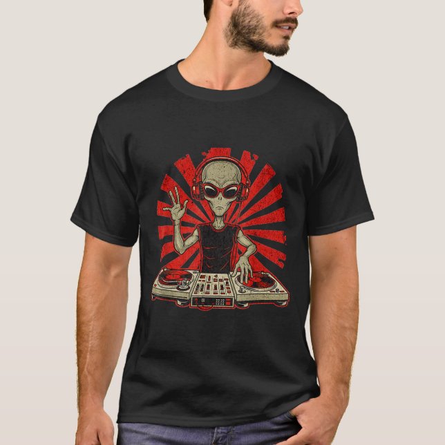 Funny Dj Graphic Tee Music Lover Alien Dj Music Mi (Framsida)