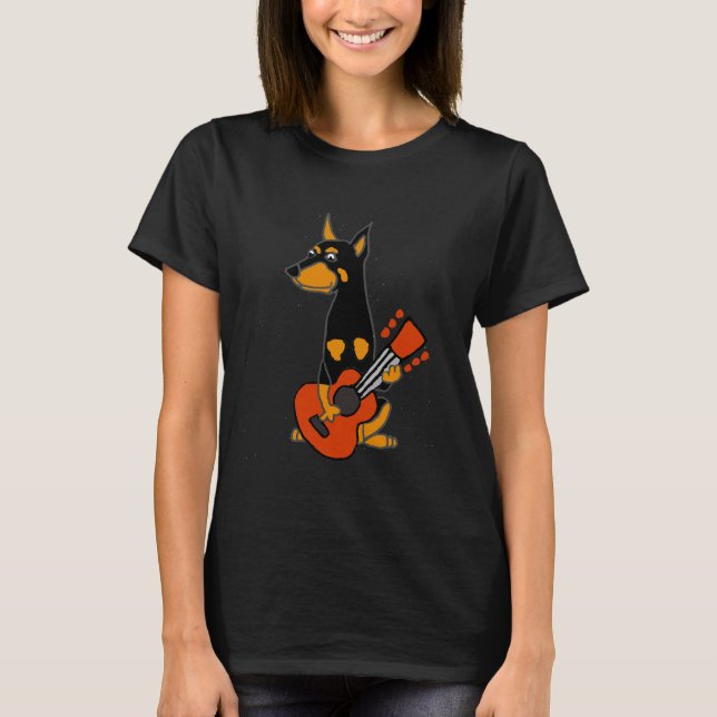 Funny Doberman Pinscher Spela Guitar T Shirt (Framsida)