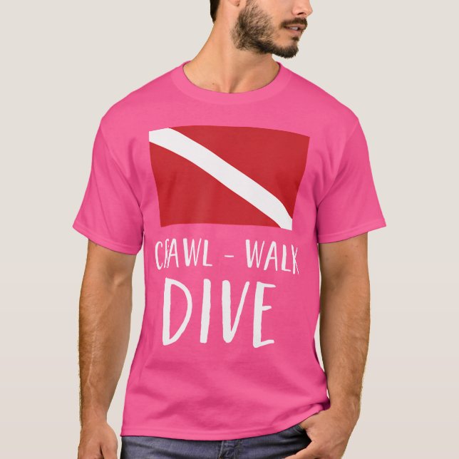 Funny Dyka Diver Flagga Scuba Crawl Walk T Shirt (Framsida)