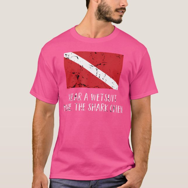 Funny Dyka Diver Flagga Scuba Shark T Shirt (Framsida)