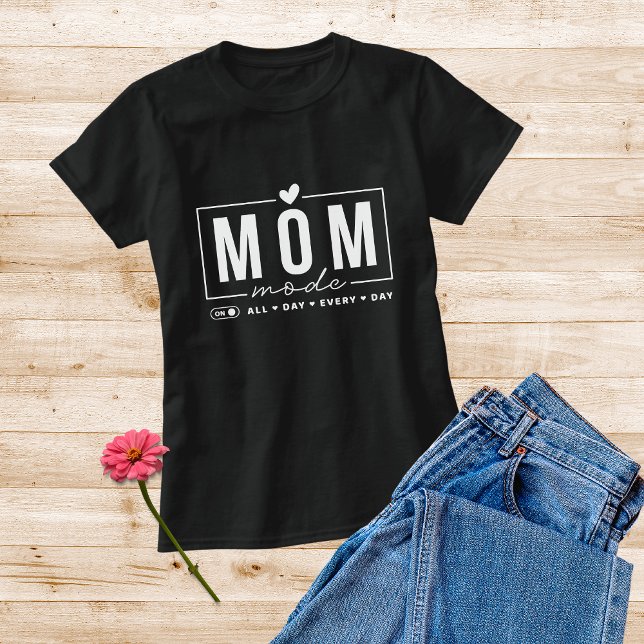 Funny enkel modern skripttypografi i Mamma-läge T Shirt (Skapare uppladdad)