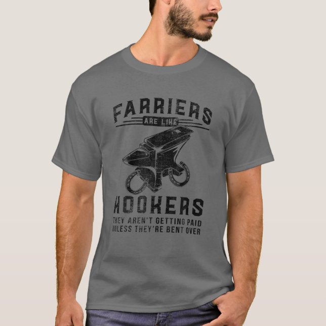 Funny Farrier Hoof Trimming Equine Horse Shoeing H T Shirt (Framsida)