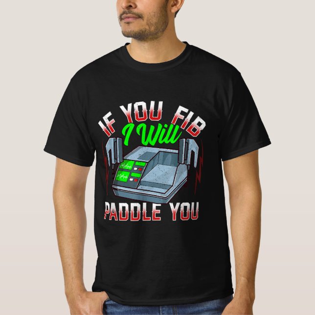 Funny FireFighter-polisdefibrillator T Shirt (Framsida)